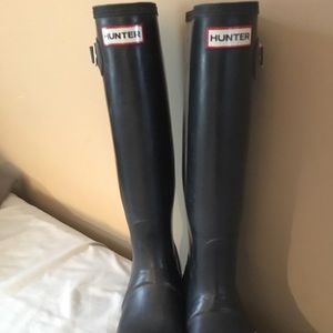 Hunter Rain boots navy sz 8